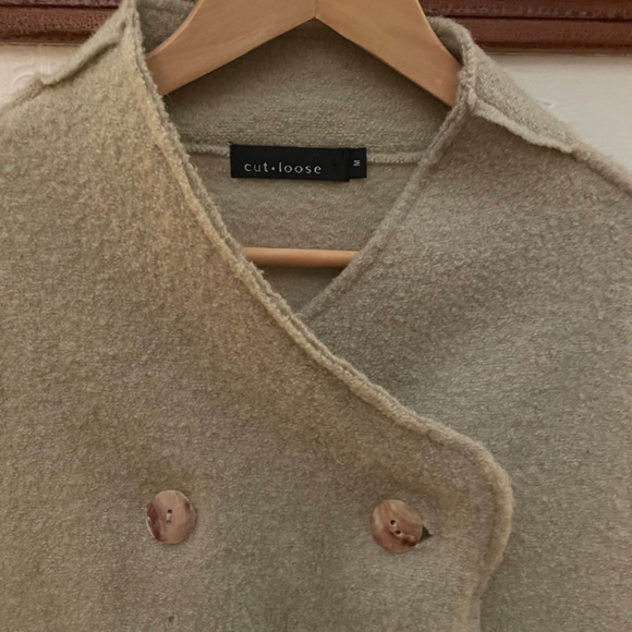 cut-loose wool jacket - Picture 2 of 3